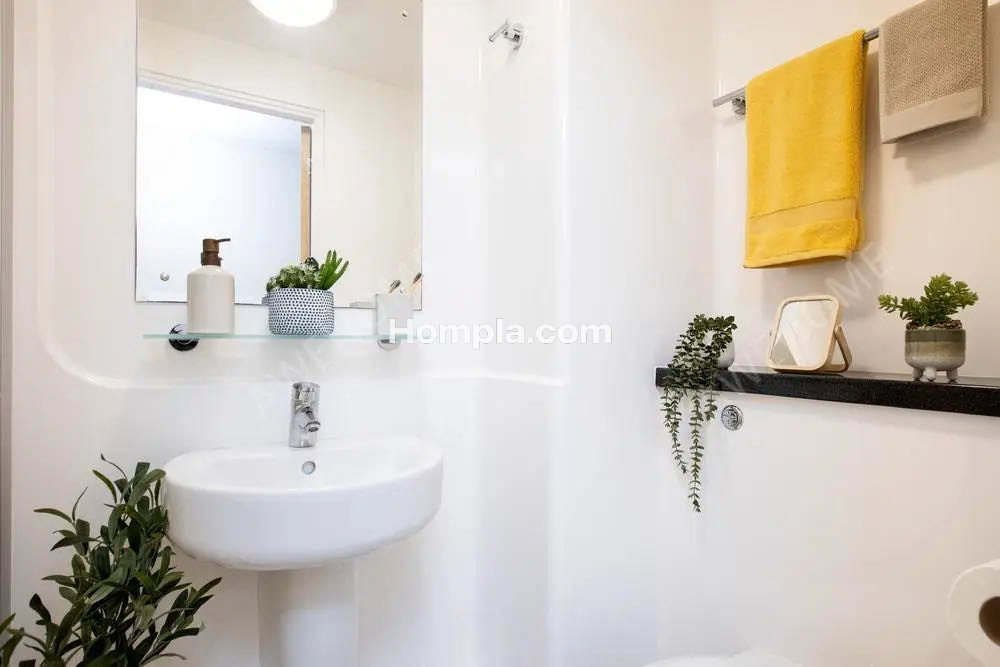 Thurso Street apartment