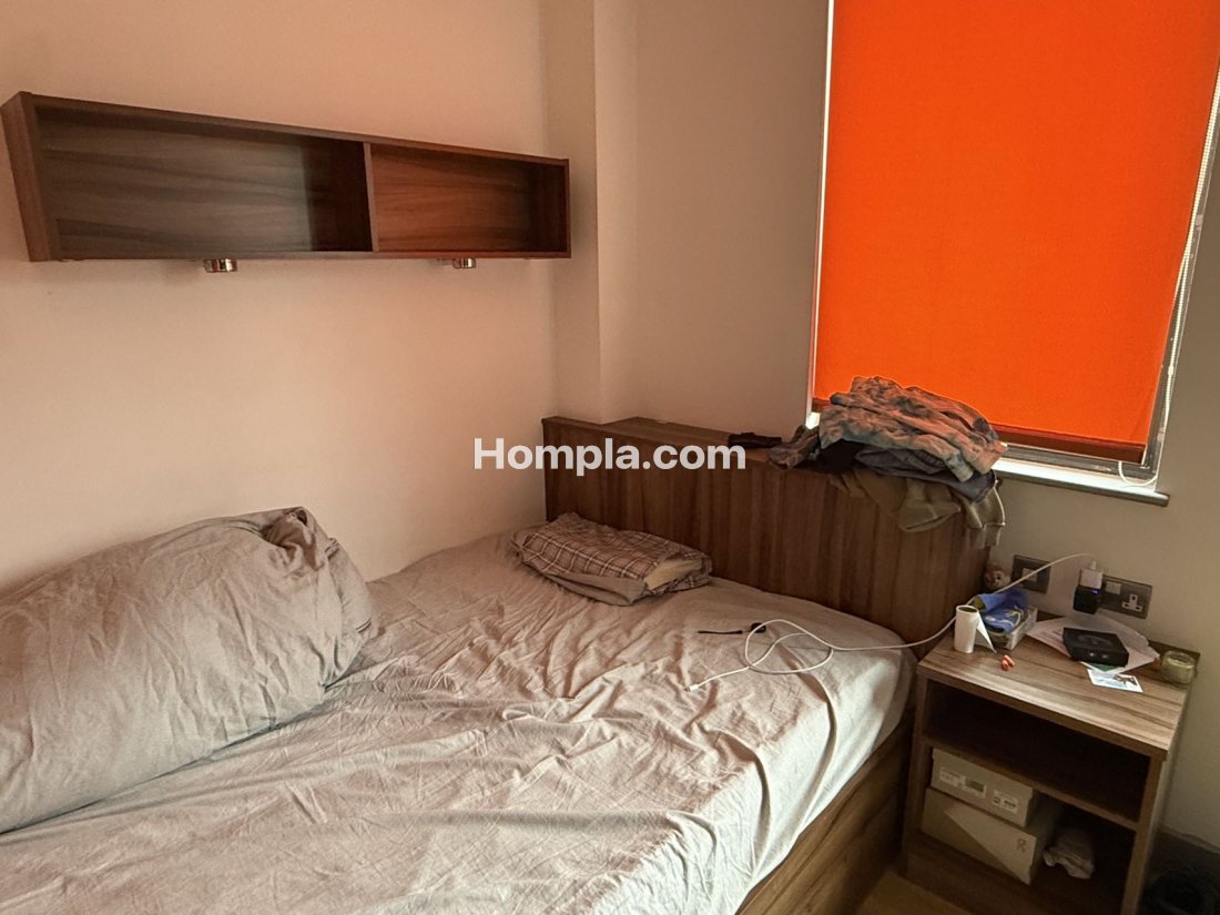 King Square Studios apartment