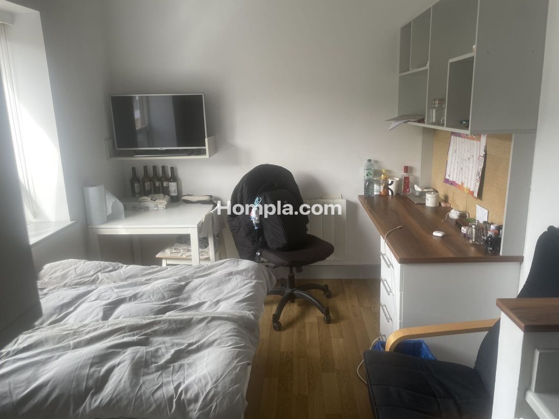 St James Street apartment