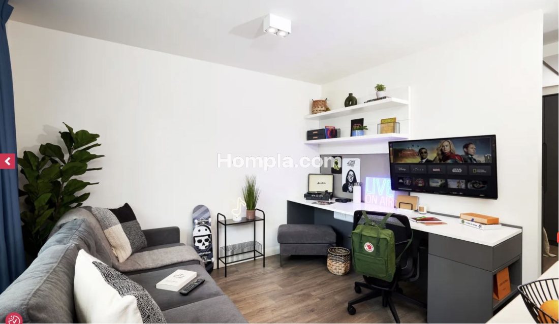 Circle Square apartment
