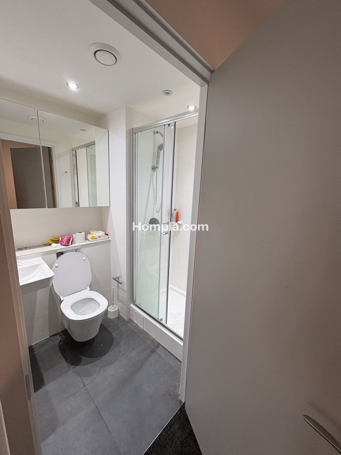 Square Gardens apartment