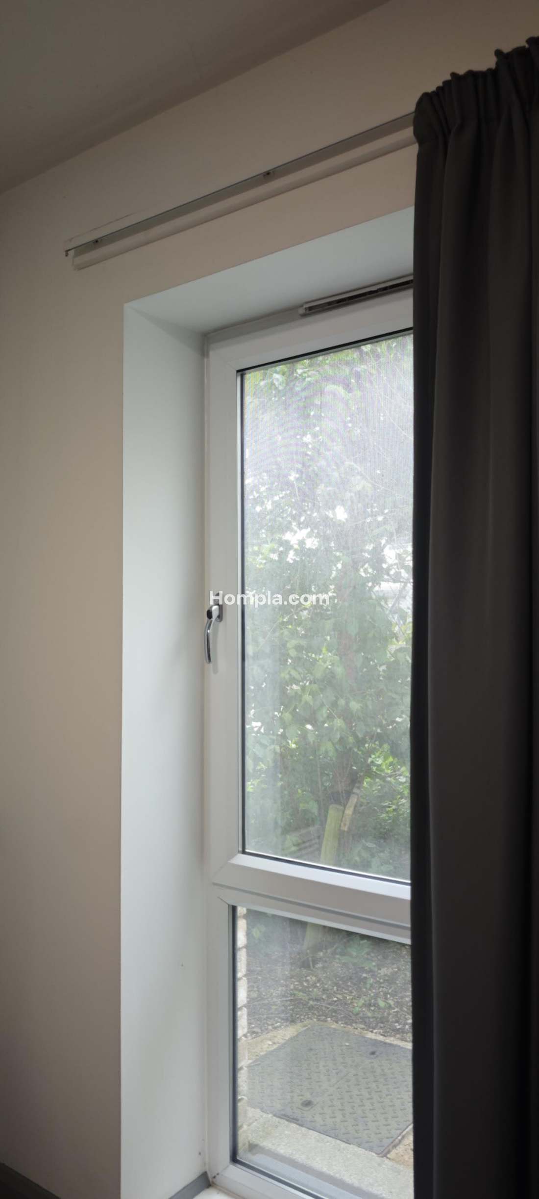 Hampton Square apartment