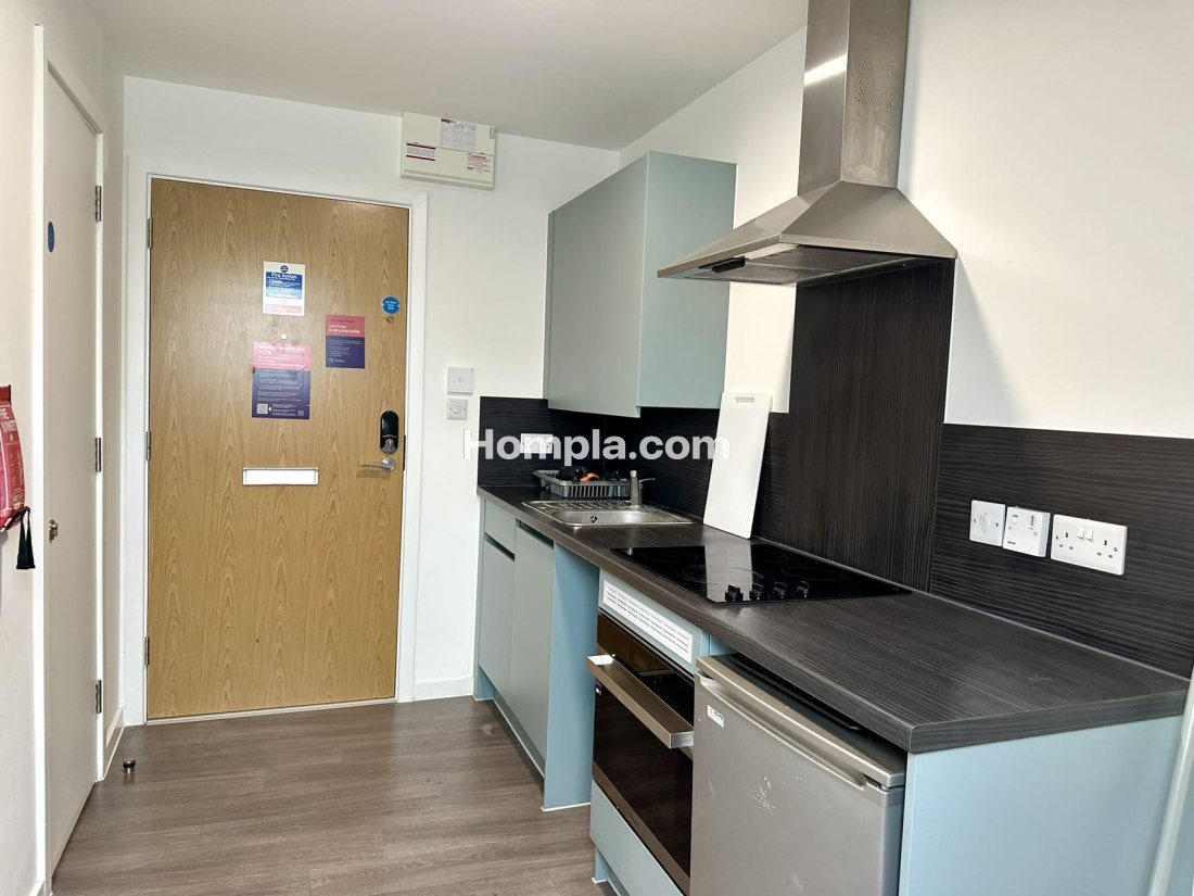 Alma Court apartment