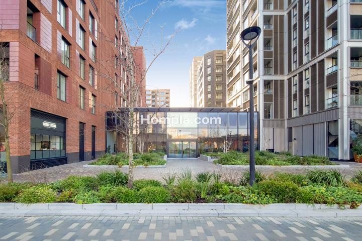 Hurlock Heights apartment