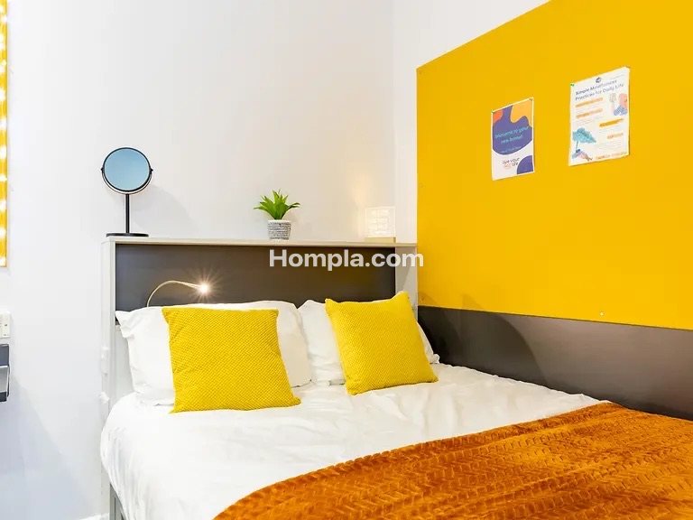 Depot Point apartment