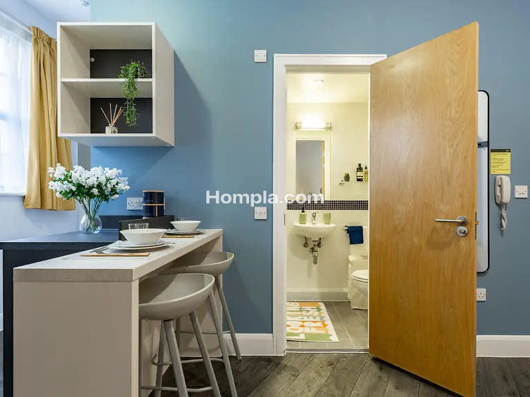 Depot Point apartment