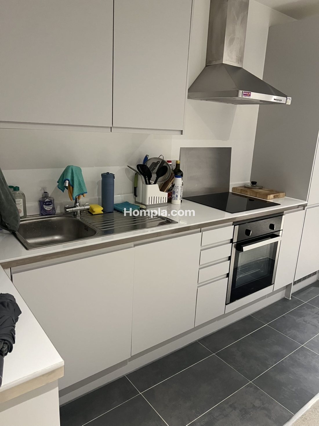 Burlington Square Apartment apartment
