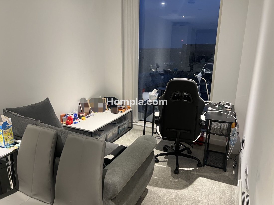 Burlington Square Apartment apartment