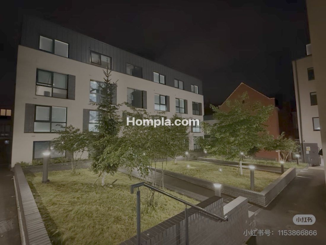 Print hall apartment
