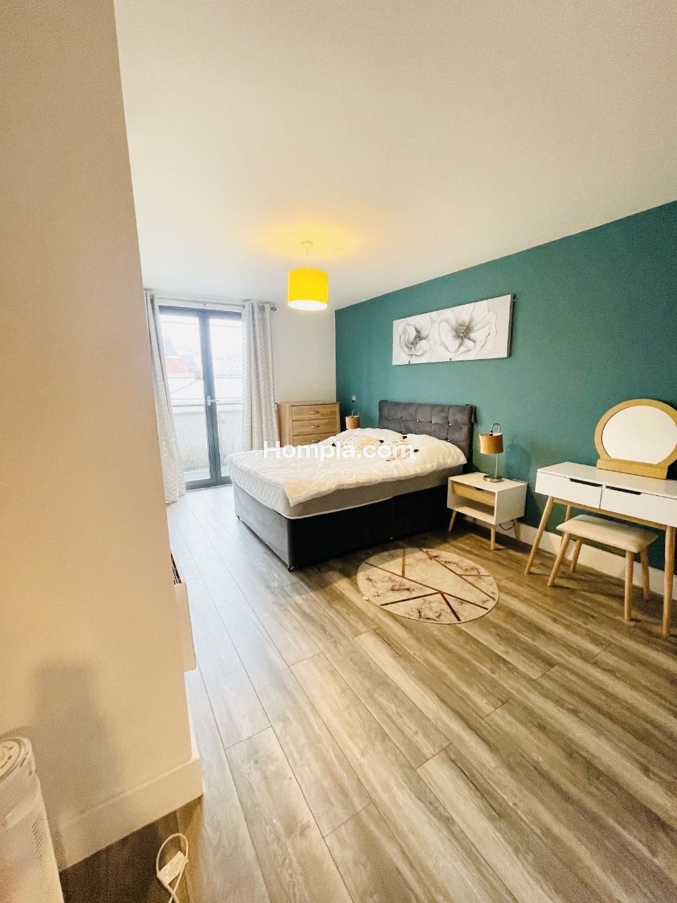Arcadian apartment