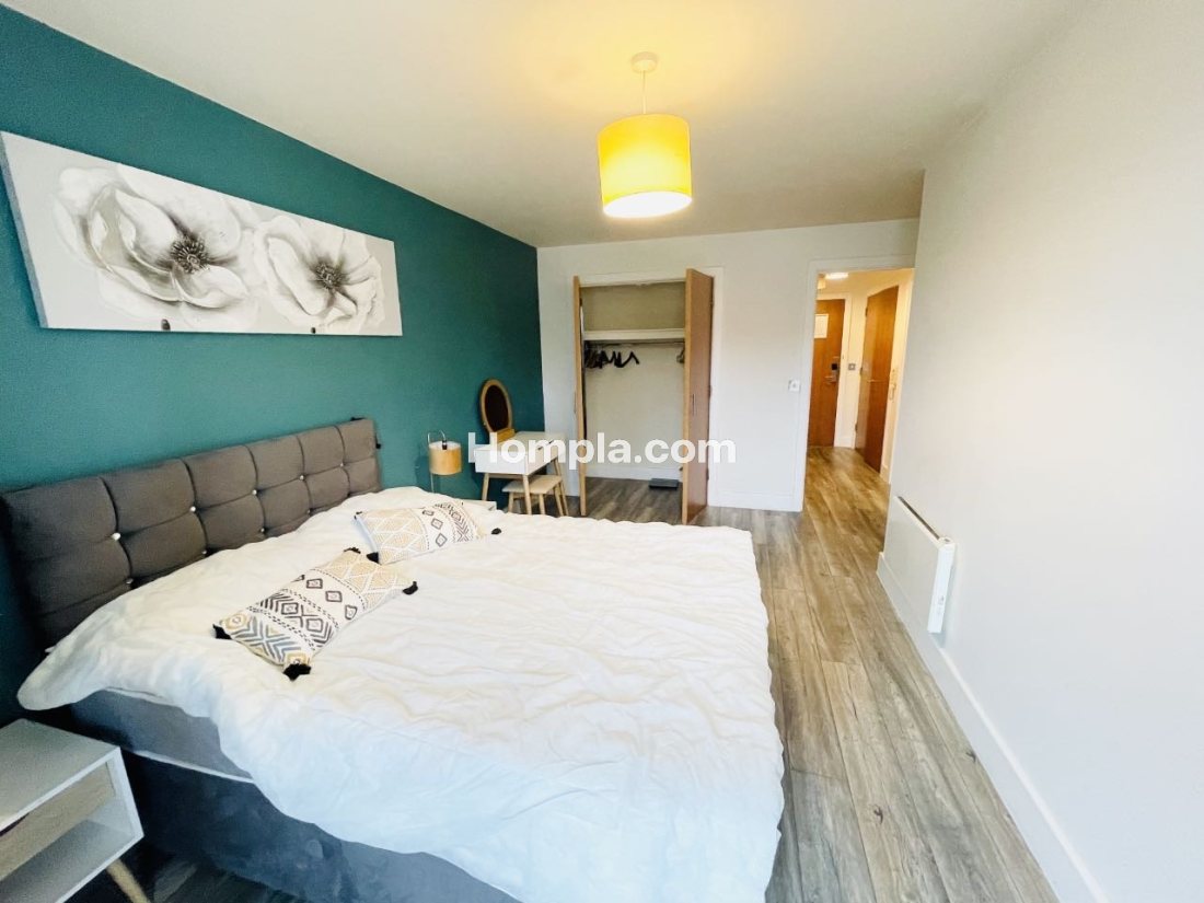 Arcadian apartment