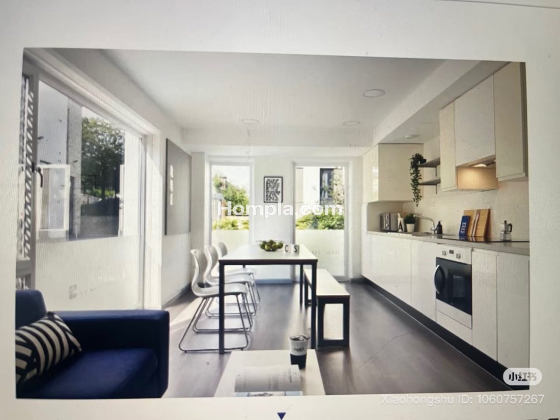 Hampton Square apartment