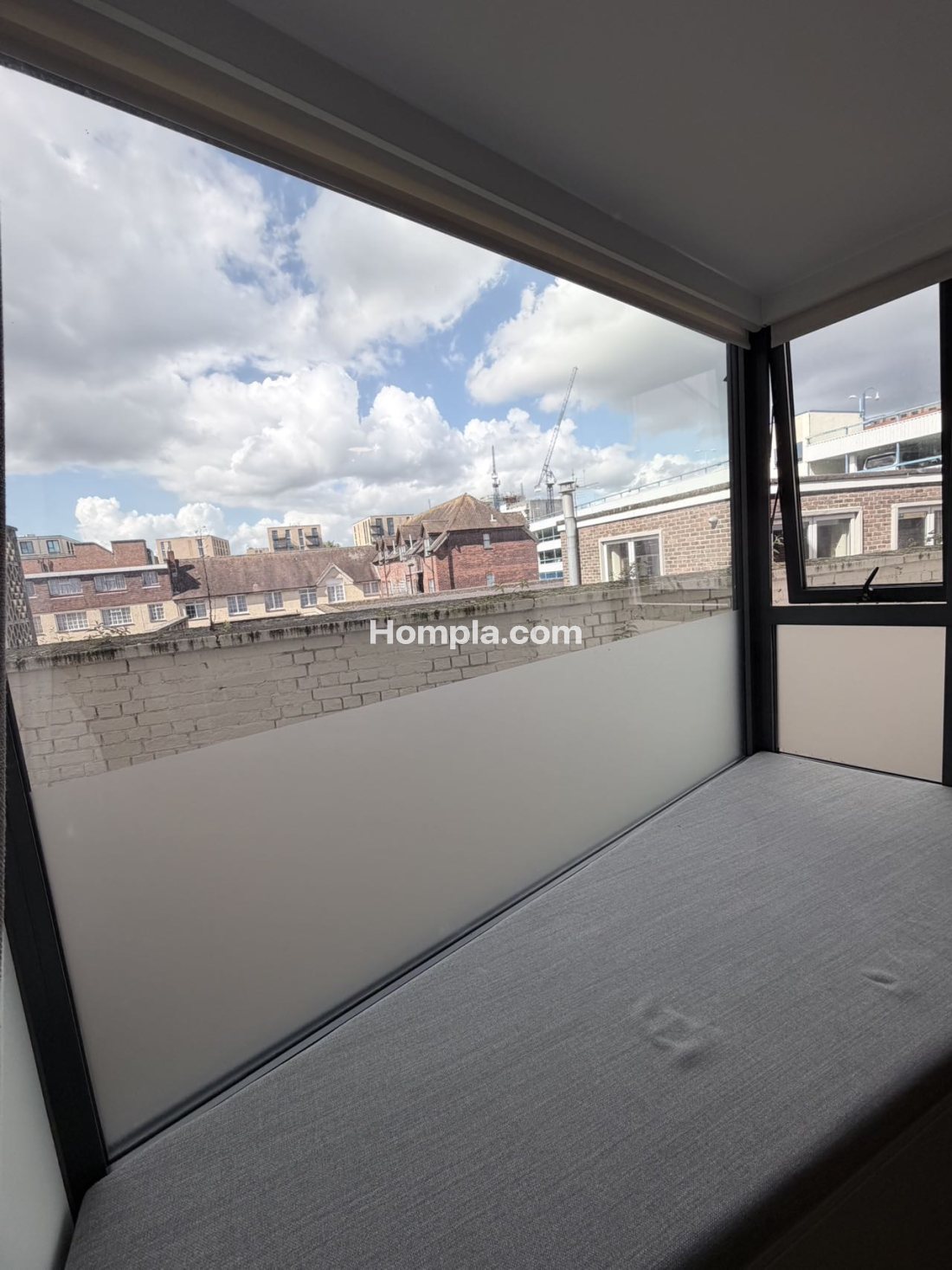 31-33 High St apartment