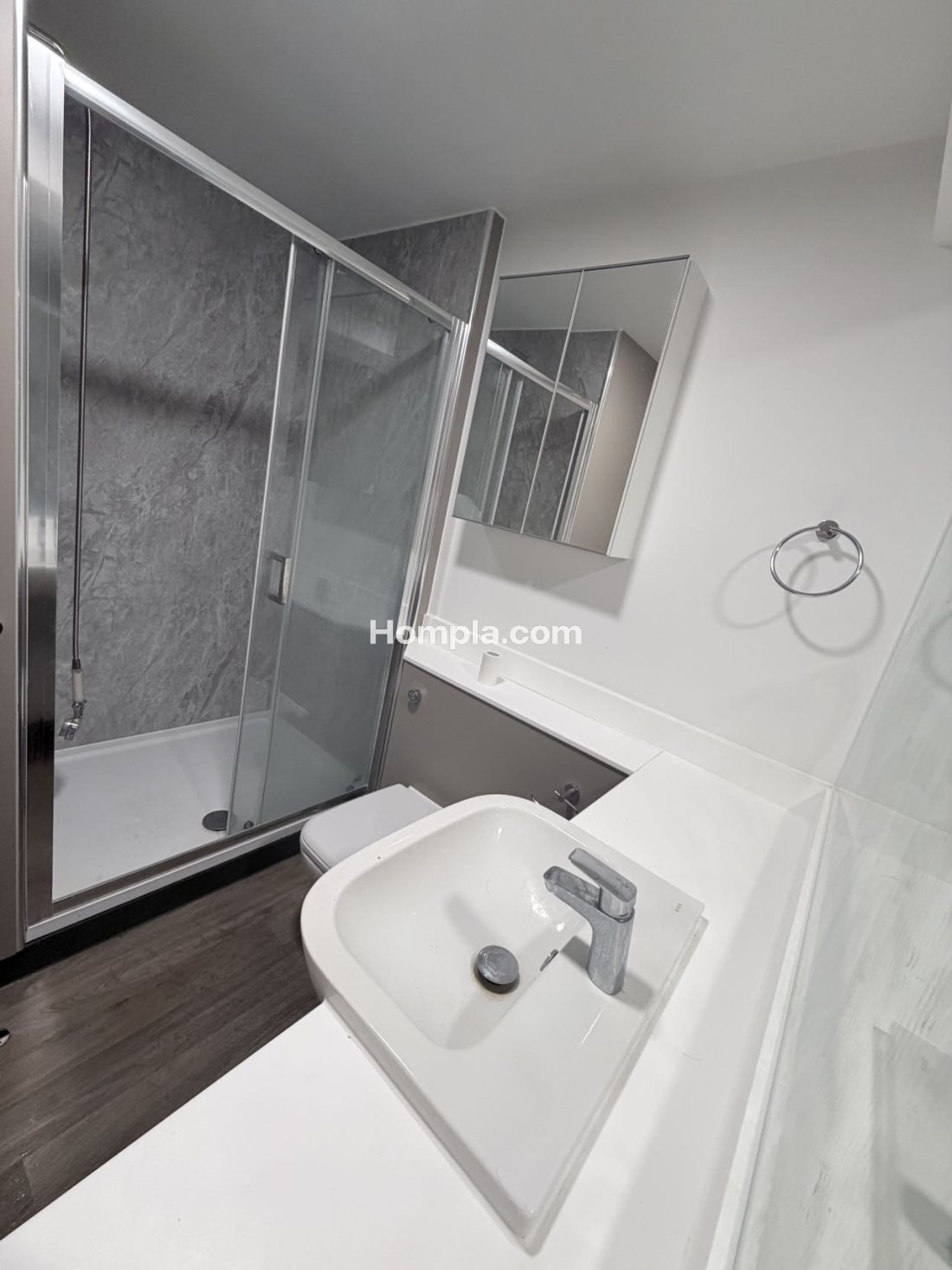 31-33 High St apartment