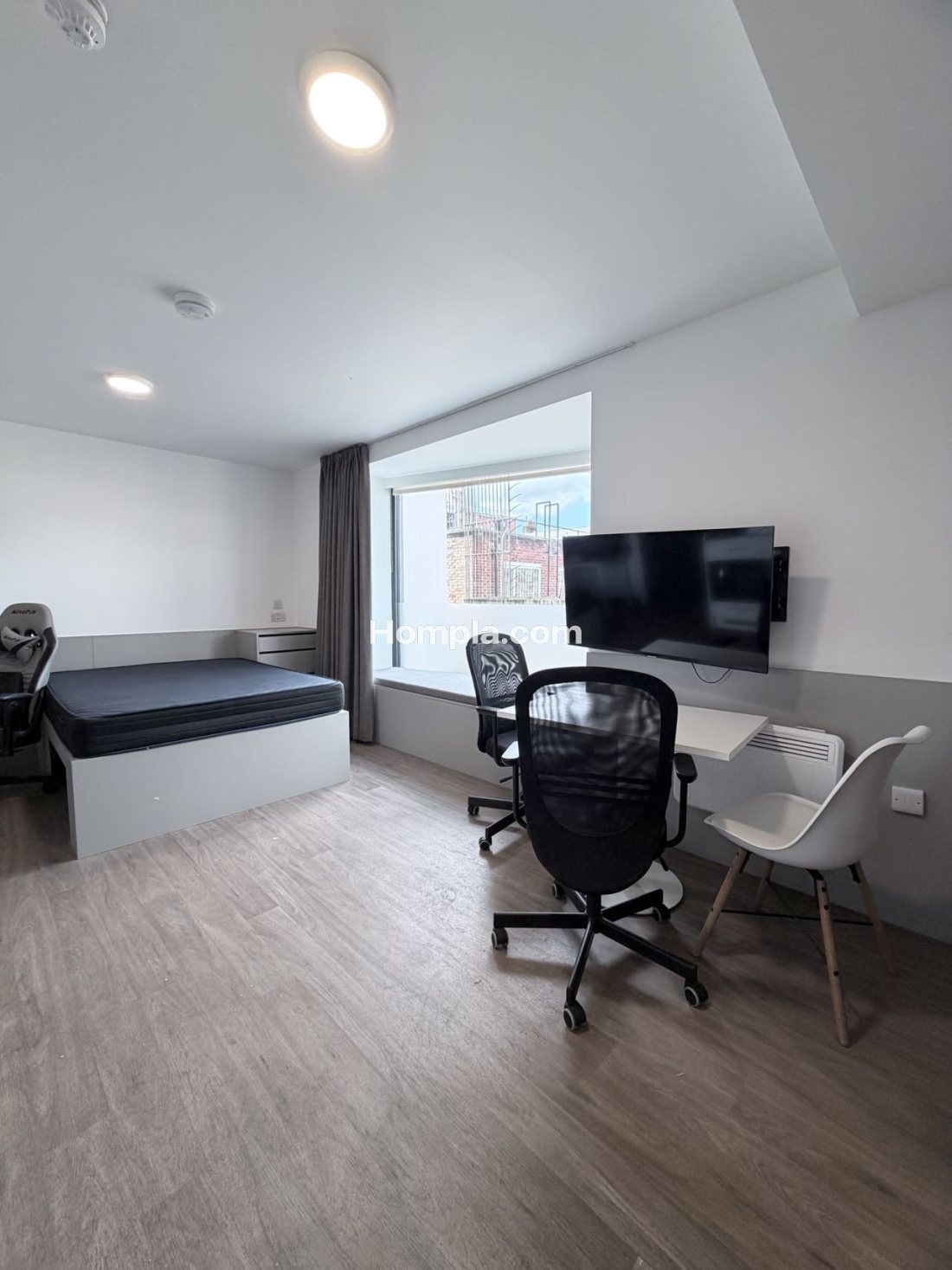 31-33 High St apartment