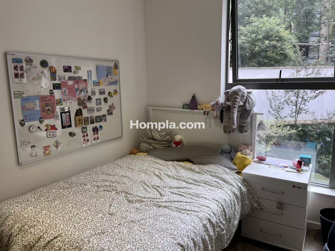 Ravenscourt house apartment
