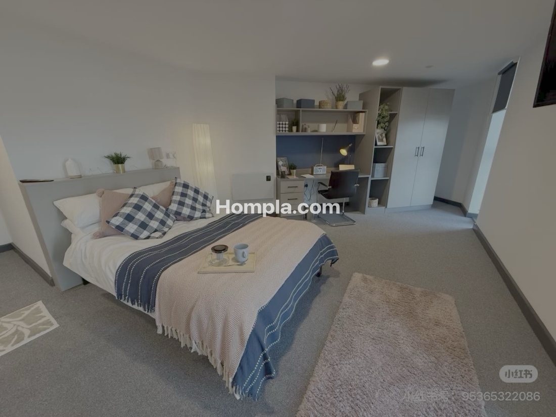 Compass apartment
