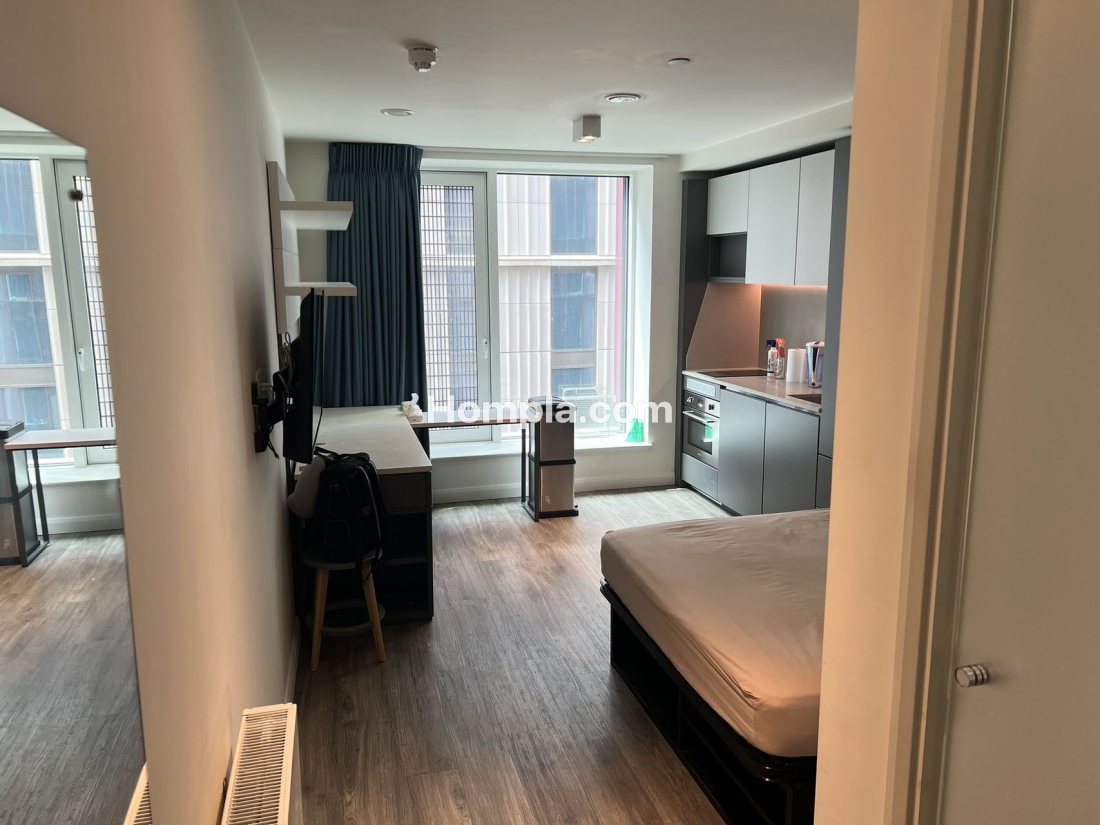 Vita Student Circle Square apartment