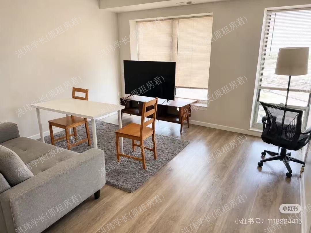 415 Premier Apartments公寓