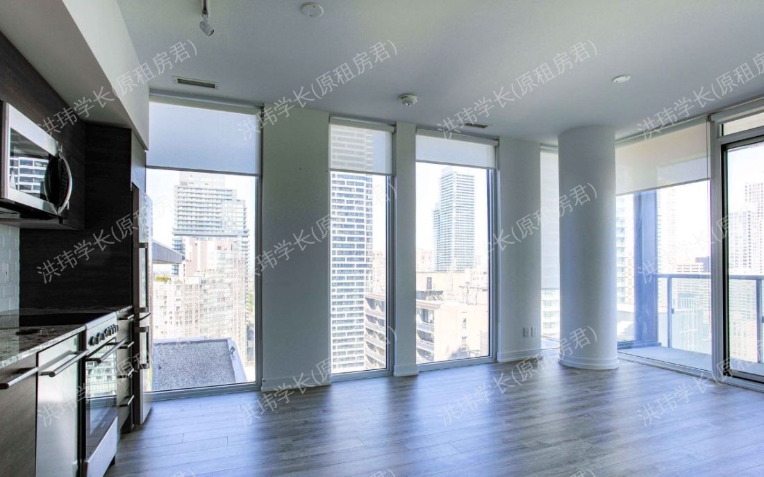 28 Wellesley St E公寓