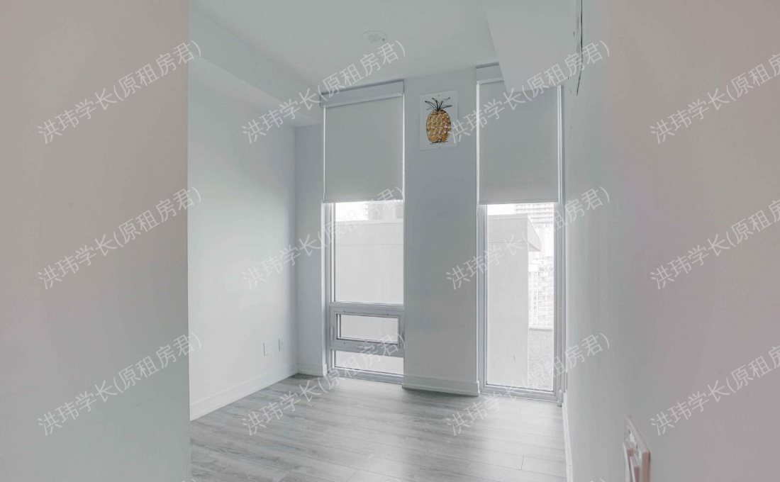 28 Wellesley St E公寓