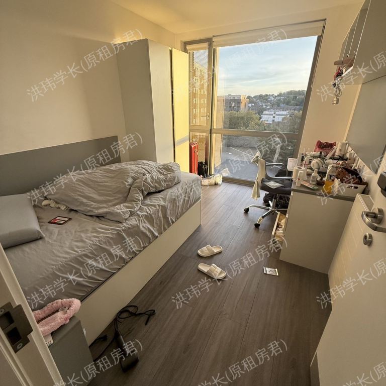rooms picture