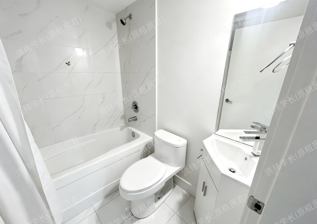 Duplex 双拼屋的独立套间公寓