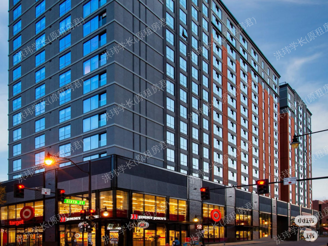 The Dean Campustown(UIUC)公寓