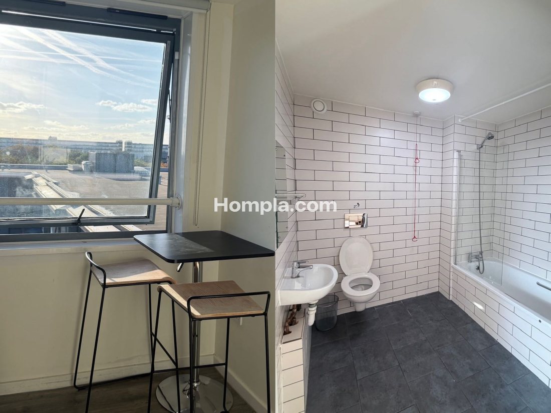 Chapter Islington apartment