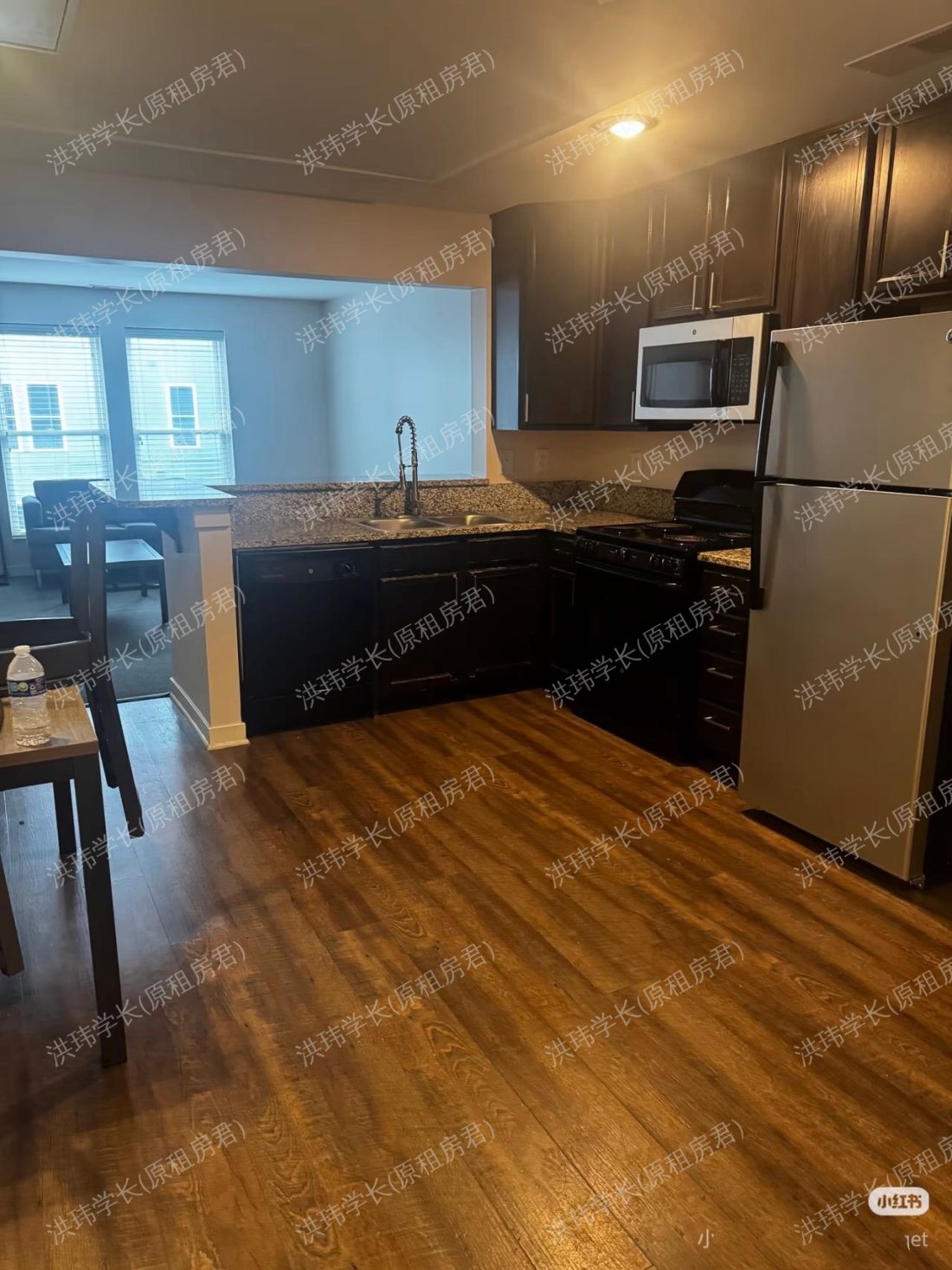Latitude(Latitude Student Housing)公寓
