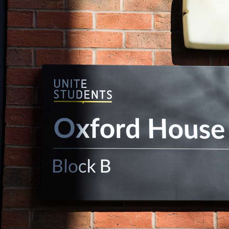 Oxford House公寓