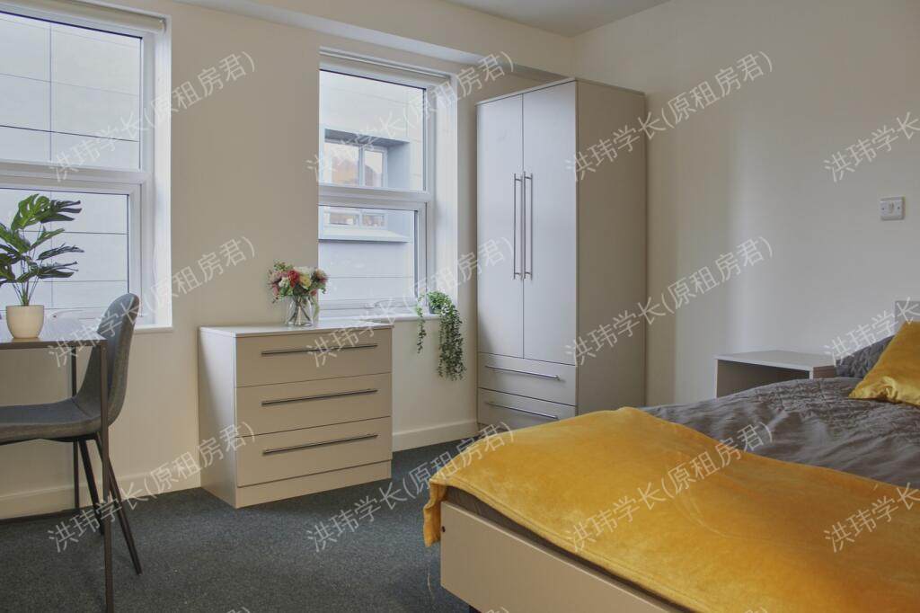 13 Cumberland St公寓