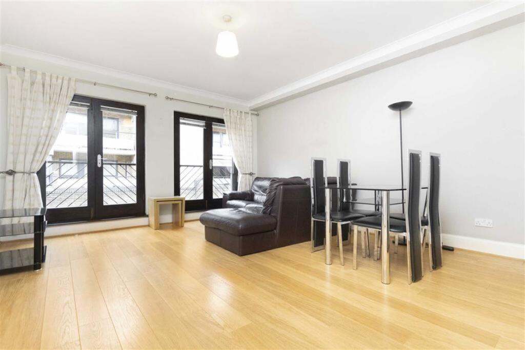 rooms picture