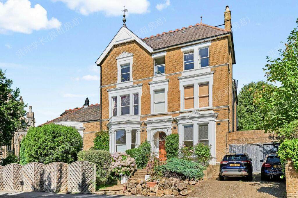 16 Darlaston Rd公寓