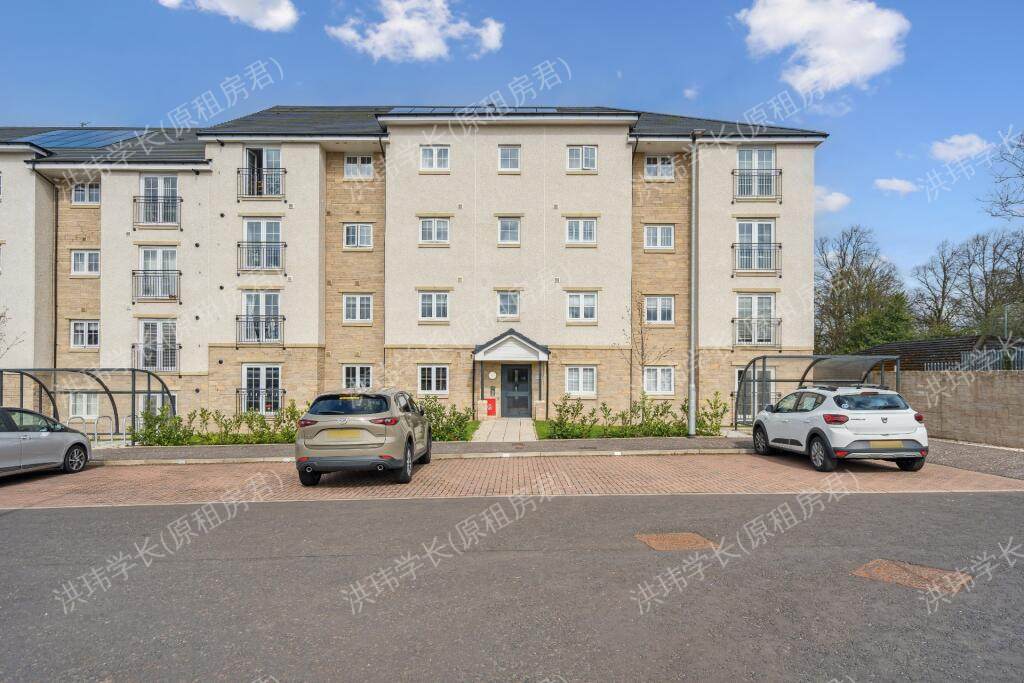 235 Thornliebank Rd公寓