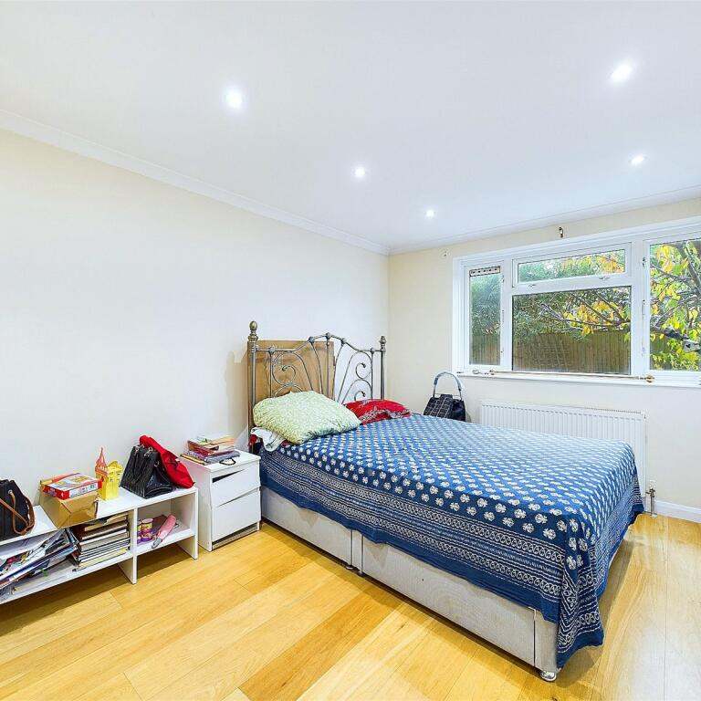 rooms picture