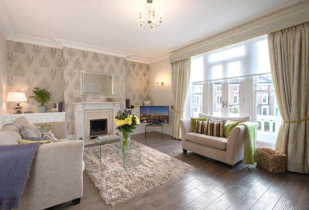 rooms picture