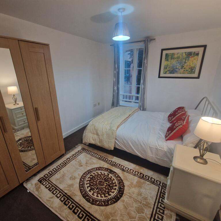 rooms picture