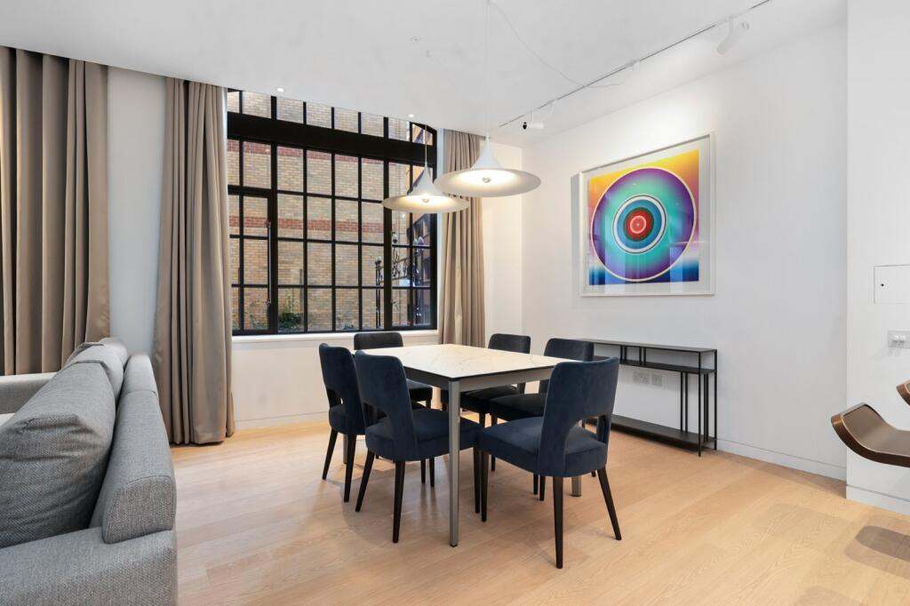 rooms picture