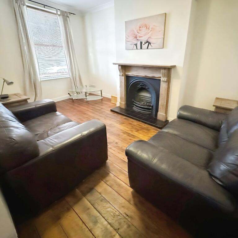 rooms picture