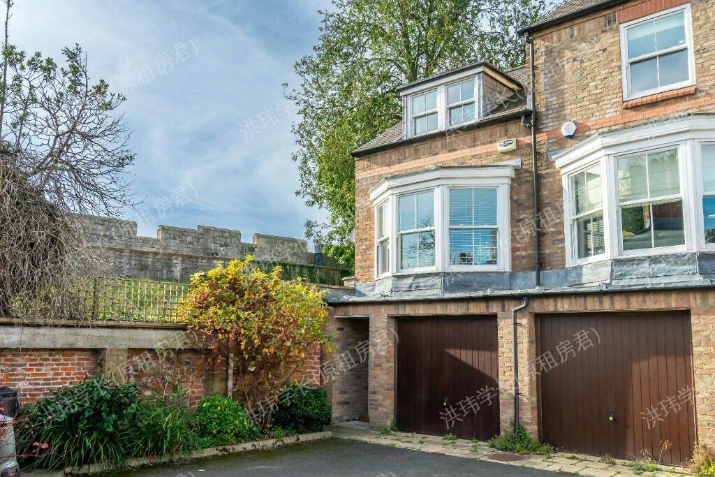 10 Dewsbury Ct公寓