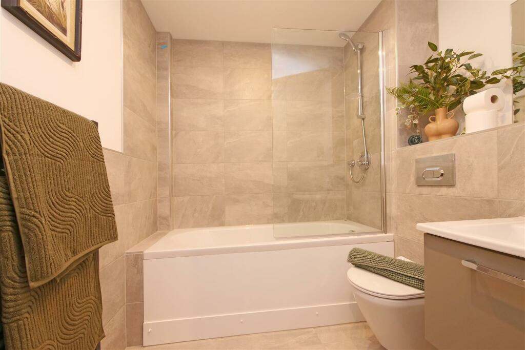 rooms picture