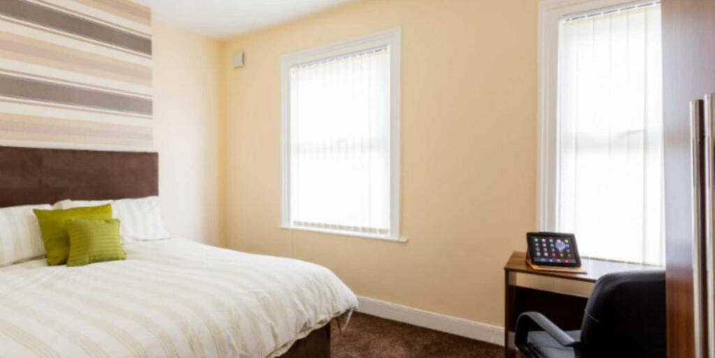 rooms picture