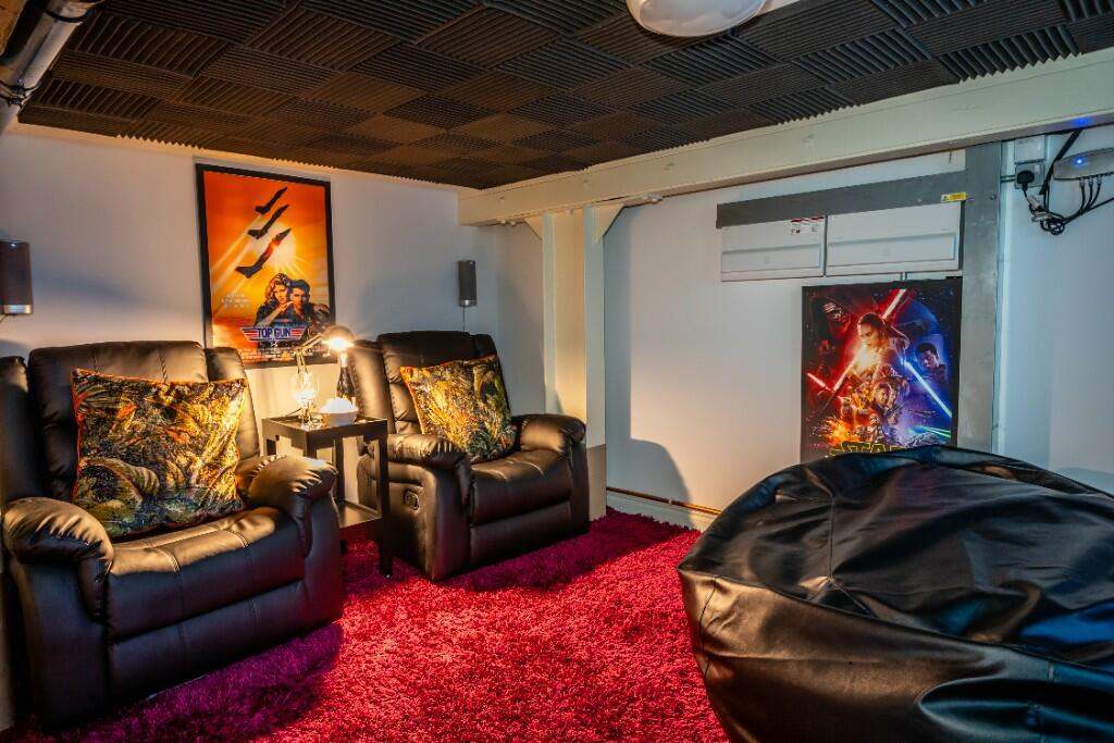 rooms picture