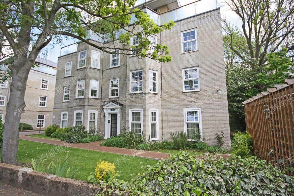 44 W Barnes Ln公寓