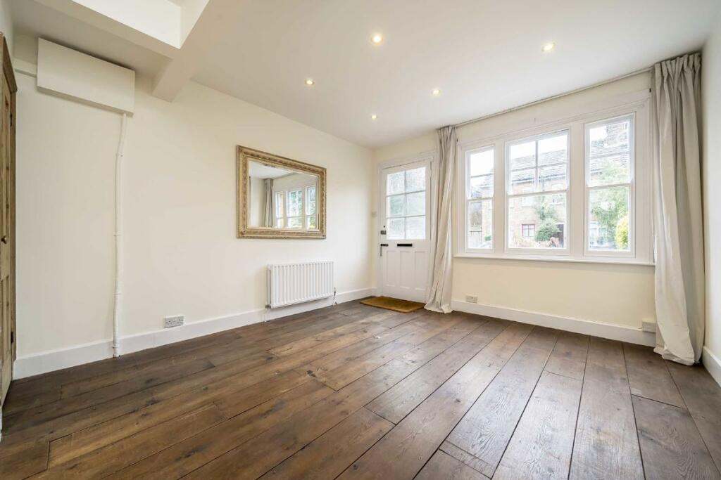 rooms picture