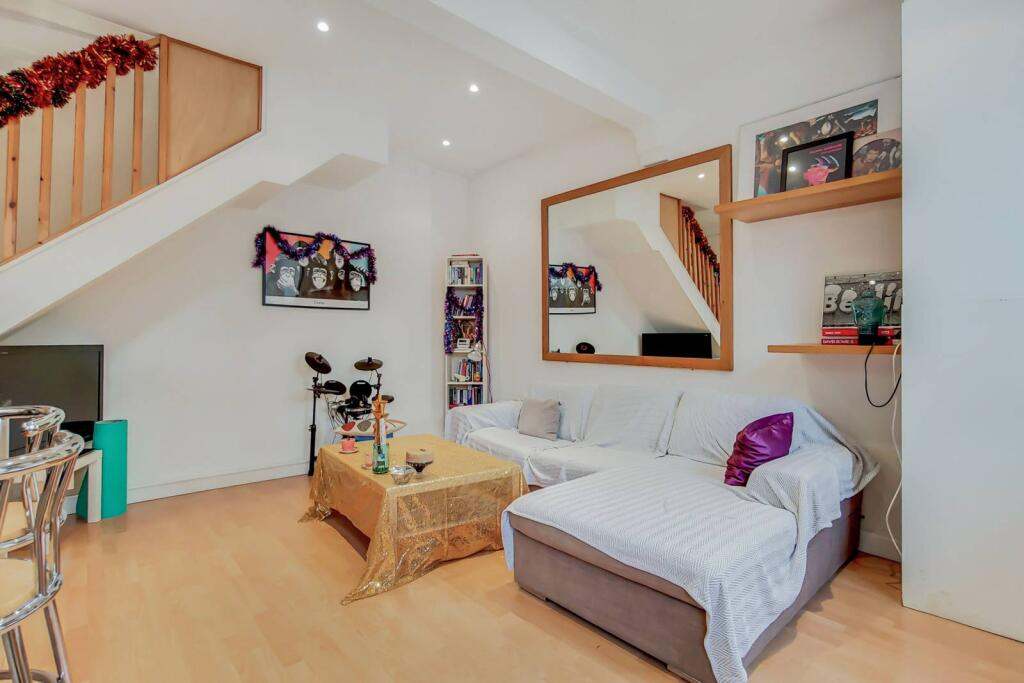 rooms picture