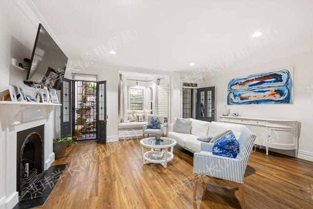 6-8 Rockwall Crescent, Potts Point公寓