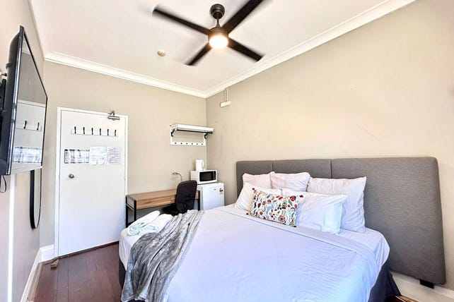 rooms picture