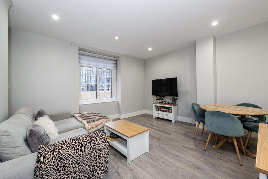 rooms picture